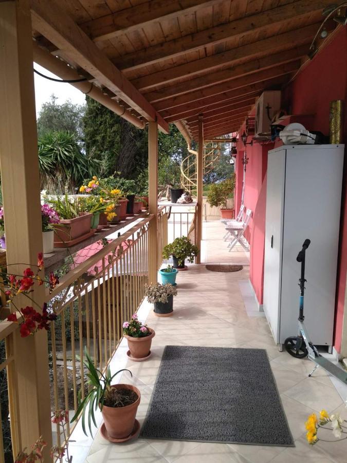 Bed & Breakfast Kostas Walkers Point *