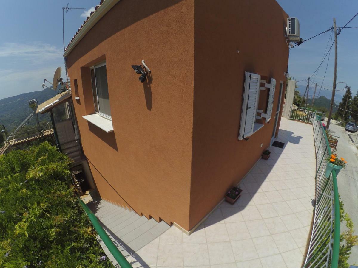 Bed & Breakfast Kostas Walkers Point *