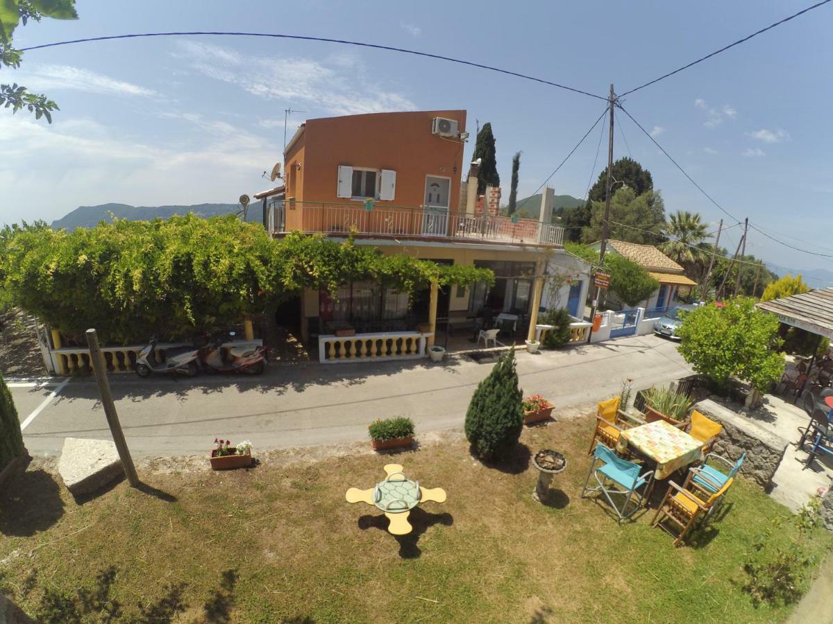 Kostas Walkers Point Bed & Breakfast *