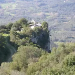 Kostas Walkers Point